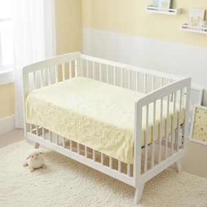 پتو کودک و نوزاد ازدیلک مدل embos sari سایز 120×100 سانتی متر