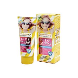 کرم ضد آفتاب بدون رنگ وکالی spf 35 مدل professional care مناسب برای انواع پوست حجم 130 میلی‌لیتر